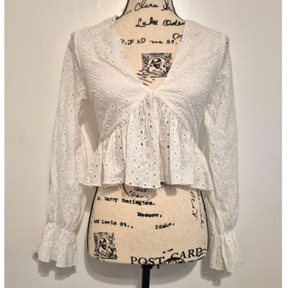 Altar'd State Eyelet Crop Top XS White Boho Cottagecore Babydoll Blouse Ruffle